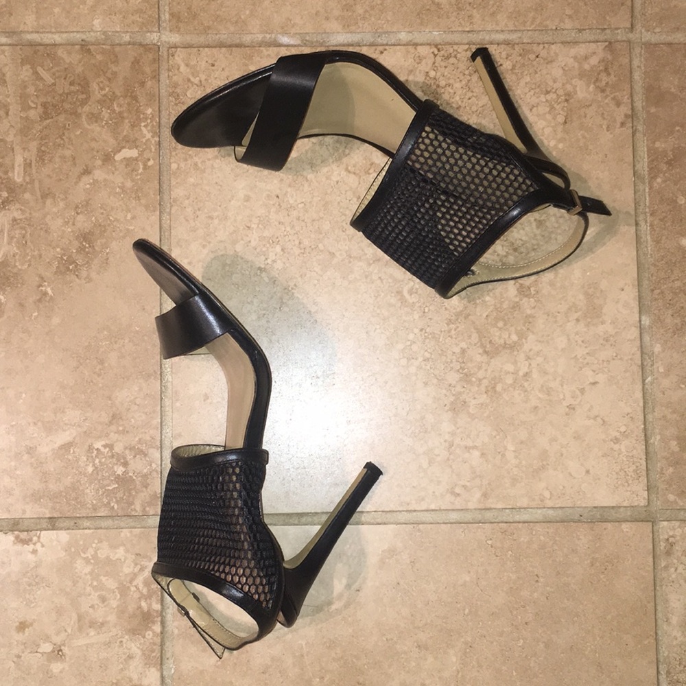 Ann Taylor Black Sandals Size 8.5